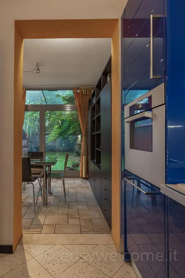 Easy Welcome Fairy House Milano Apartment 0*, Milan Italy