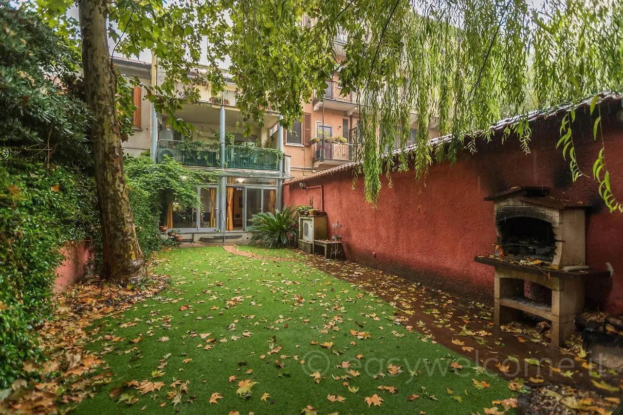 Easy Welcome Fairy House Milano Apartment Milan